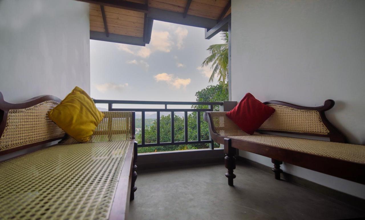 The Hills By Blue Fox Hotell Kandy Eksteriør bilde
