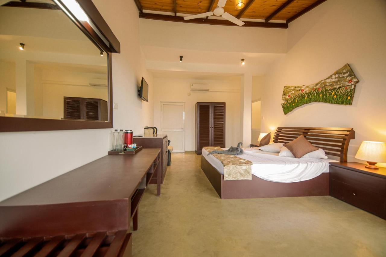 The Hills By Blue Fox Hotell Kandy Eksteriør bilde